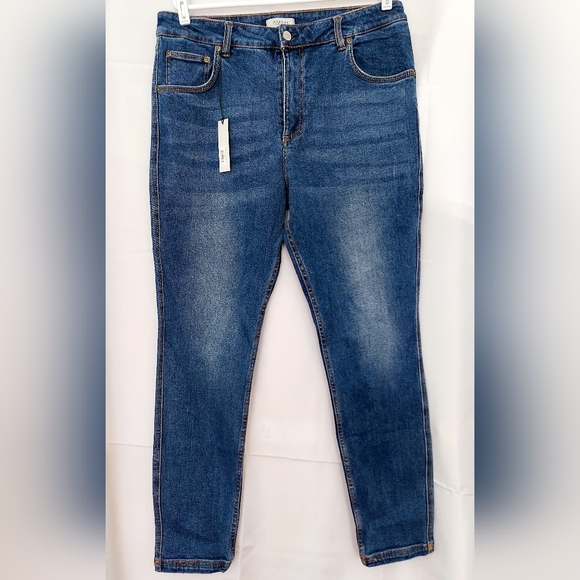 Sold!!!! - Picture 1 of 16